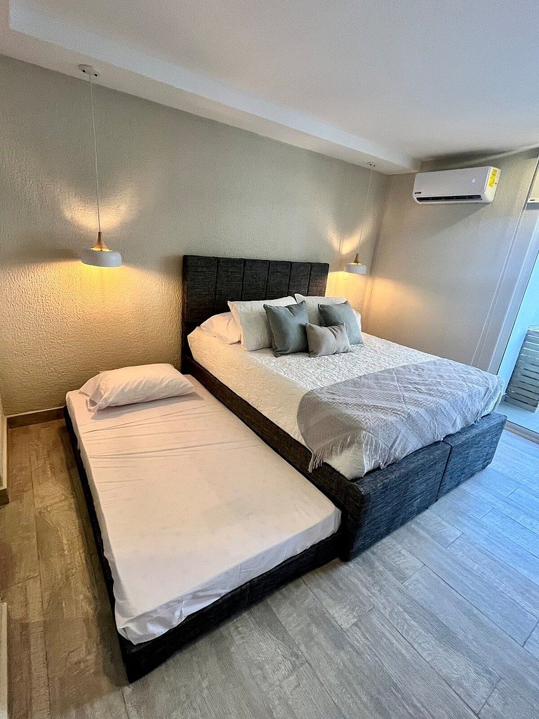 Jacuzzi Priv Rooftop Piscina Bar y Relax DQ1411