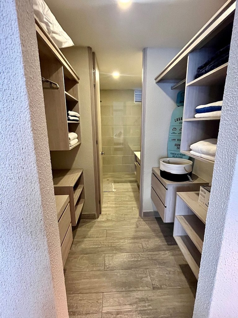 Jacuzzi Priv Rooftop Piscina Bar y Relax DQ1411