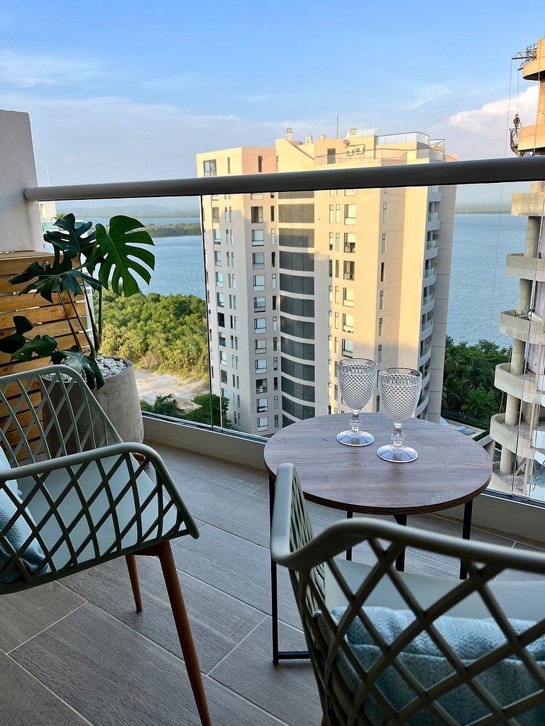 DQ1411 Jacuzzi Priv Rooftop Piscina Bar y Relax