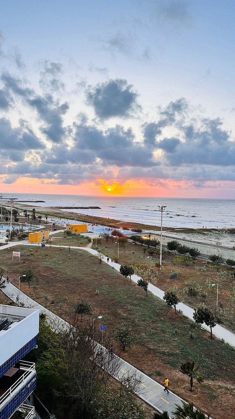 Suite VIP Frente al Mar | Piscinas y Puesta Sol CB715