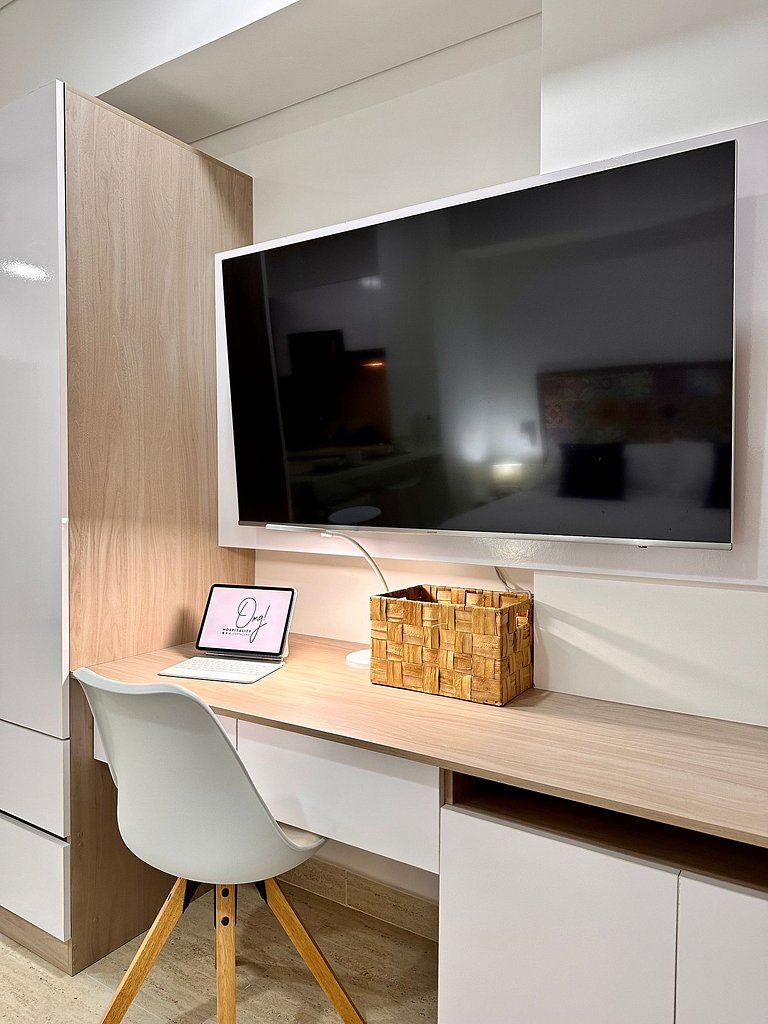 Estilo caribeño con vista al aeropuerto y cerca del mar CB13