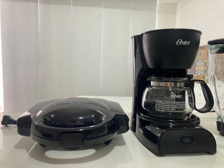 Estilo caribeño con vista al aeropuerto y cerca del mar CB13