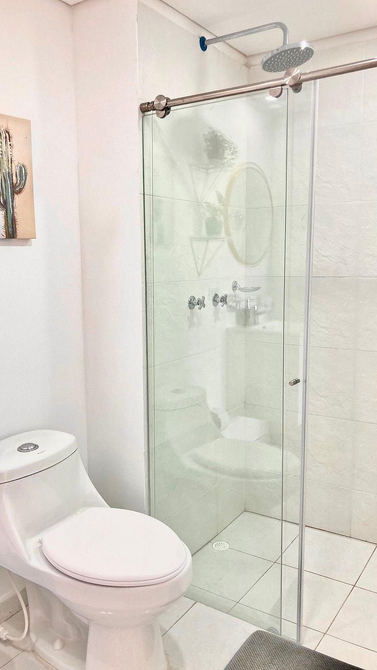 Suite frente al mar + piscina + balcón privado 727