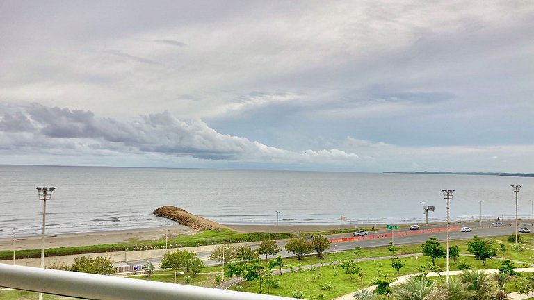 Suite frente al mar + piscina + balcón privado 727