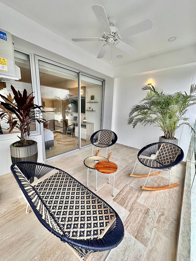 Lujosa suite en piso 14 con vista única CB1445