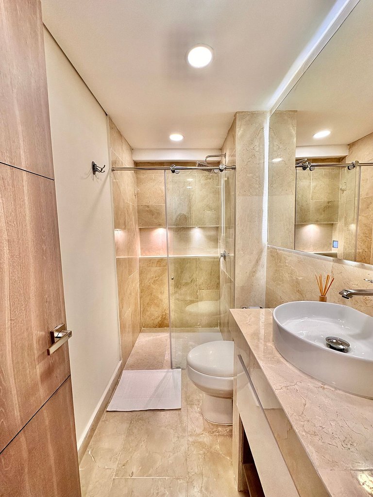 CB1445 | Lujosa suite en piso 14 con vista única