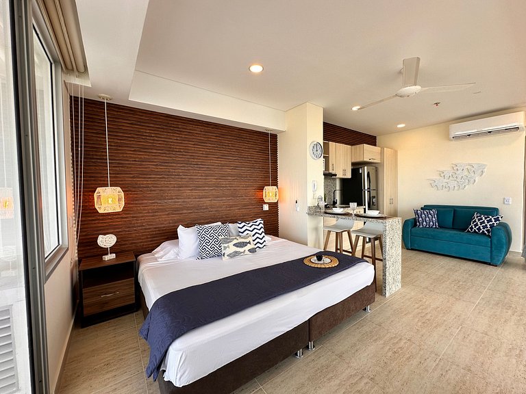 Balcón Panorámico con Hamaca y Vista al Mar CB601