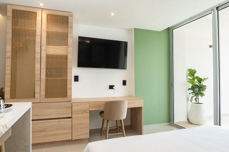 CB1526 | Suite tropical piso 15 frente al mar