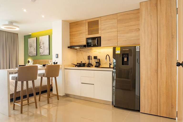 CB1526 | Suite tropical piso 15 frente al mar