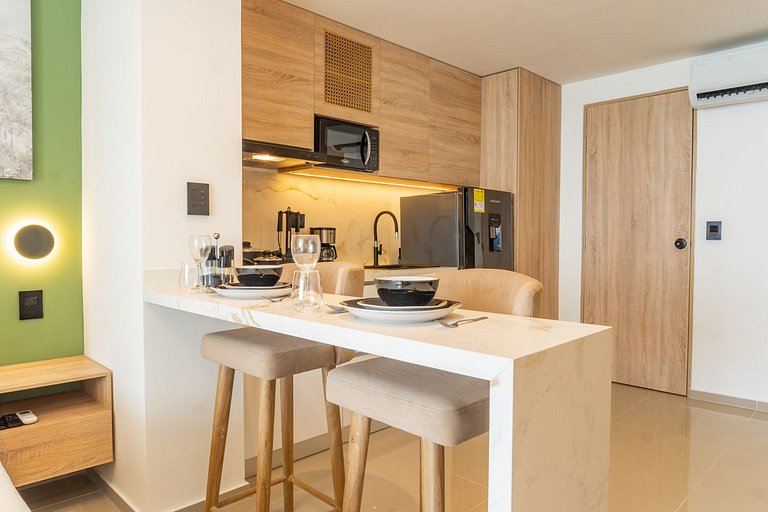 CB1526 | Suite tropical piso 15 frente al mar
