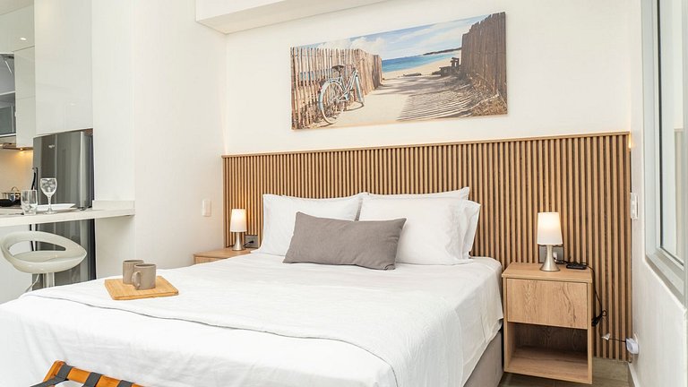 Suite esquina con balcón y vista 180° al mar CB1429