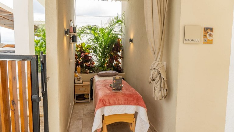 DQ1411 Jacuzzi Priv Rooftop Piscina Bar y Relax