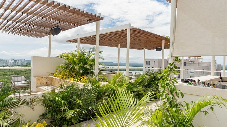 DQ1411 Jacuzzi Priv Rooftop Piscina Bar y Relax