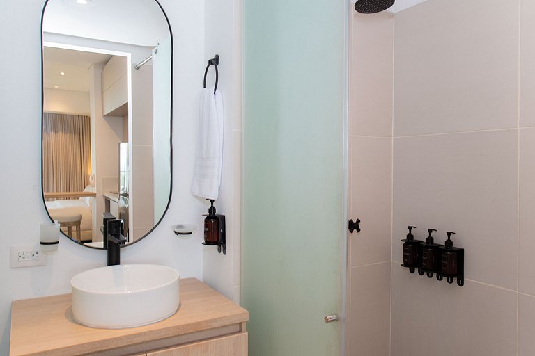 Vista increíble + balcón soñado cerca del mar CB942