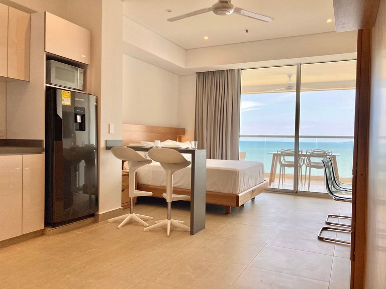 CB1223 | Suite con 2 camas, vista al mar y piscina