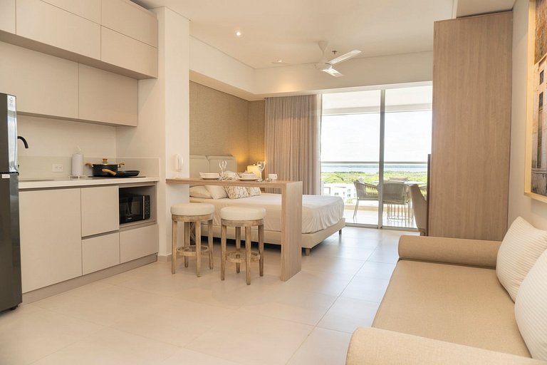 Vista increíble + balcón soñado cerca del mar CB942