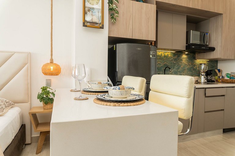 Suite VIP Frente al Mar | Piscinas y Puesta Sol CB715