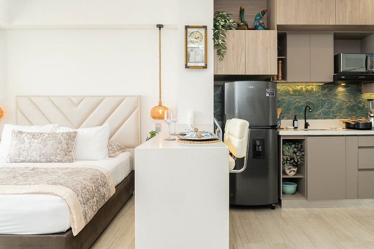 Suite VIP Frente al Mar | Piscinas y Puesta Sol CB715