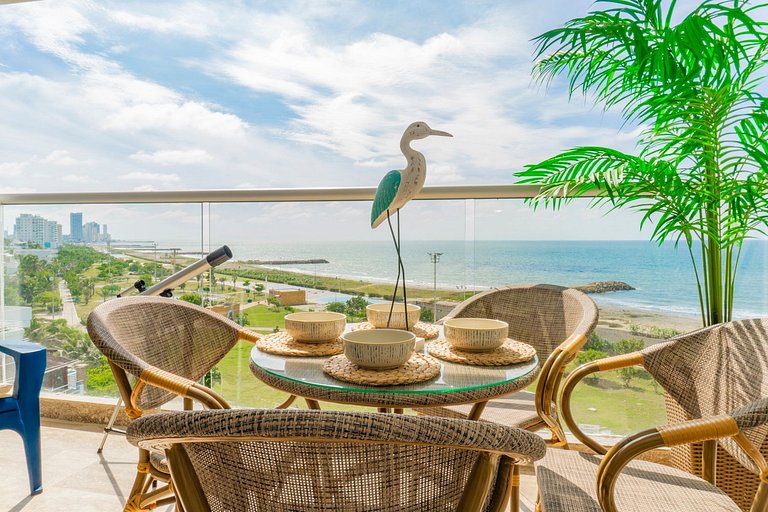 Suite VIP Frente al Mar | Piscinas y Puesta Sol CB715