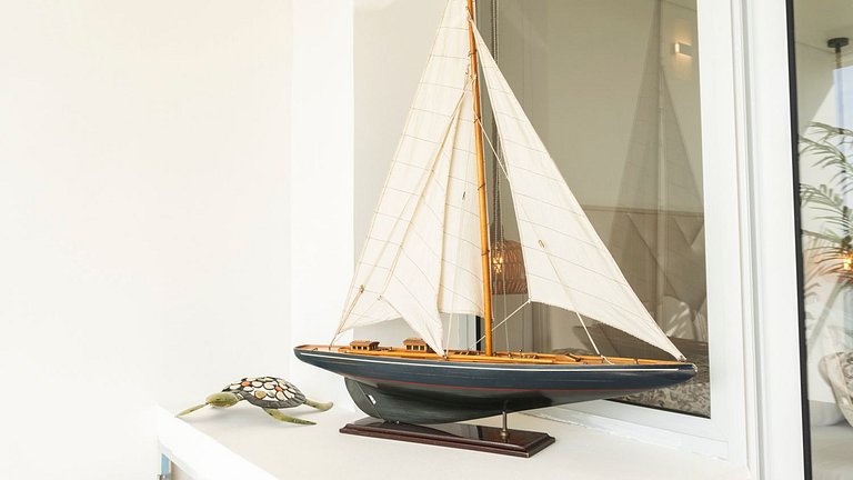 Suite VIP Frente al Mar | Piscinas y Puesta Sol CB715