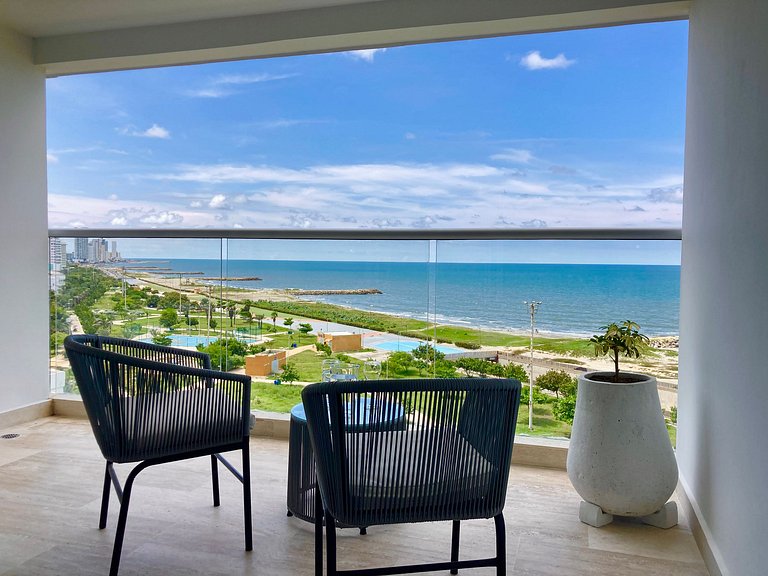 Suite moderna con vista al mar y parque CB 814