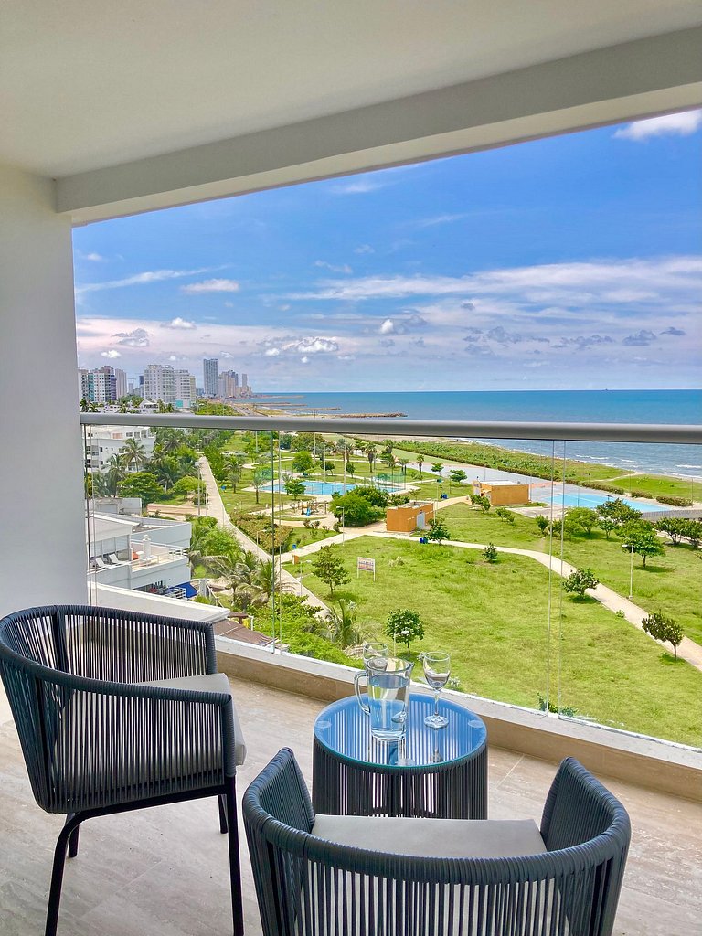 Suite moderna con vista al mar y parque CB 814