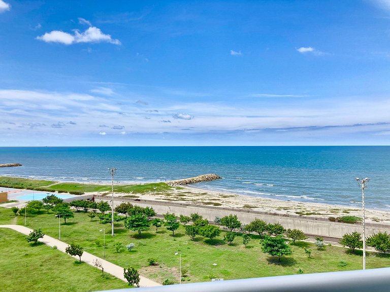 Suite moderna con vista al mar y parque CB 814