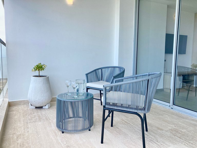 Suite moderna con vista al mar y parque CB 814