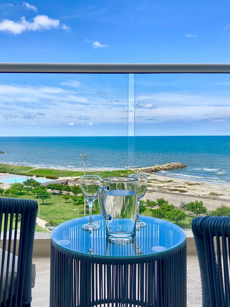 Suite moderna con vista al mar y parque CB 814