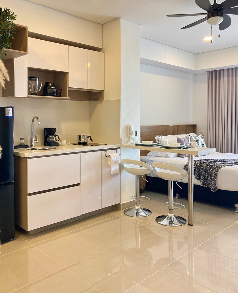 CB1242 Crespo Suite Frente Aeropuerto Vista-Lago