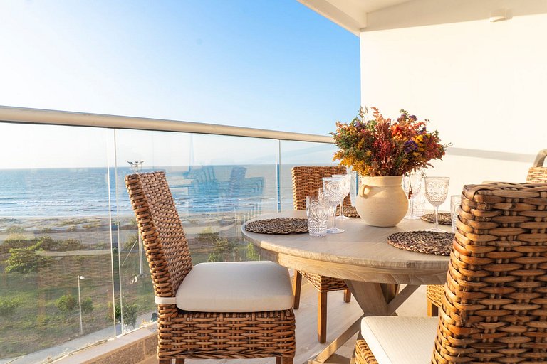 Acogedora Suite Frente al Mar - Aeropuerto CB617