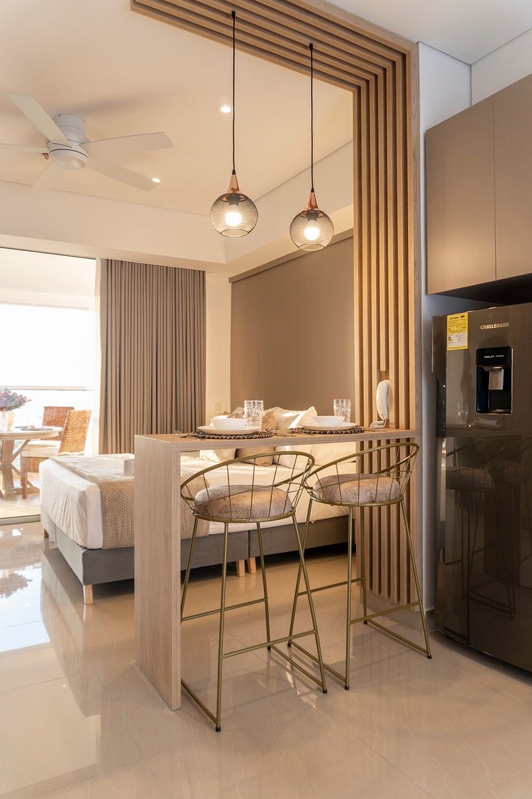 Acogedora Suite Frente al Mar - Aeropuerto CB617