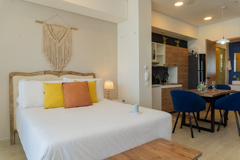 CB1622 | Suite frente al mar con balcón y piscina