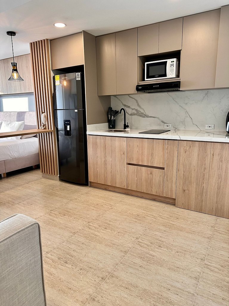 Apartasuite moderna Vista al mar Wifi Piscina