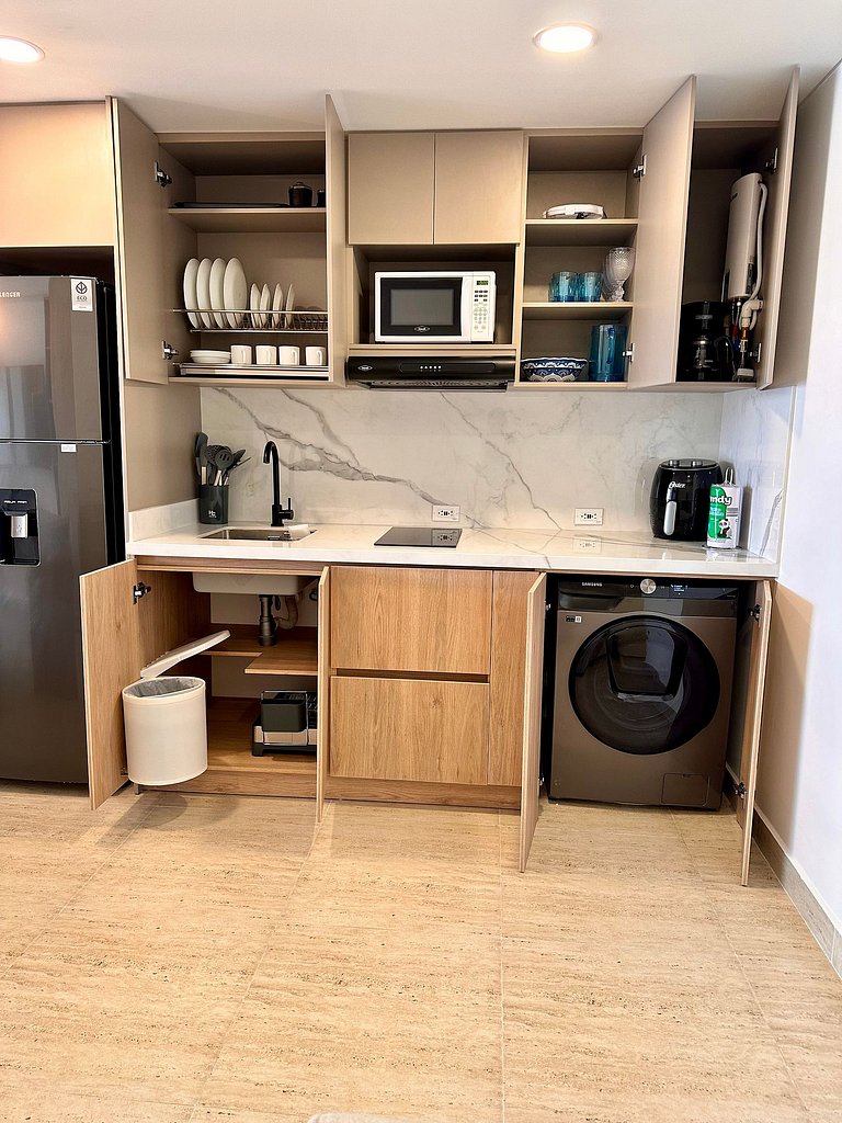 Apartasuite moderna Vista al mar Wifi Piscina