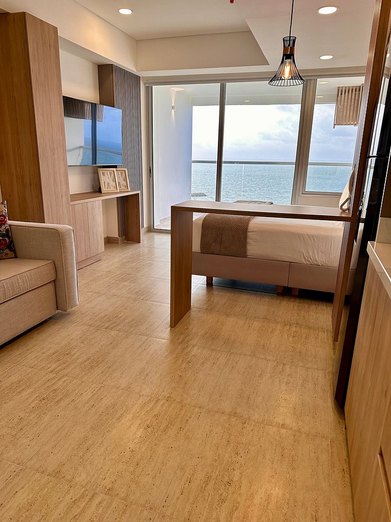 Apartasuite moderna Vista al mar Wifi Piscina