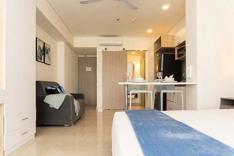 Suite Cama King | Balcón + Piscina | CB634