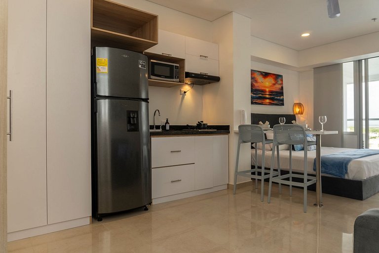 Suite Cama King | Balcón + Piscina | CB634