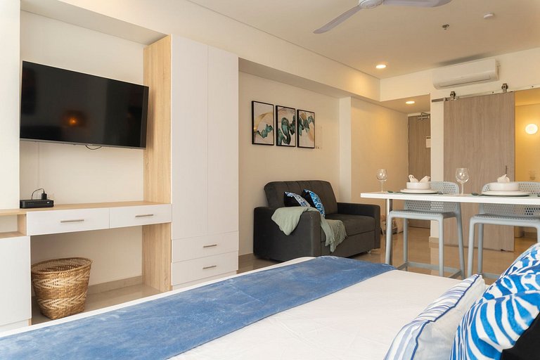 Suite Cama King | Balcón + Piscina | CB634