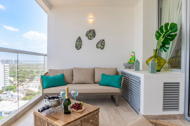 CB1528 | Suite balcón lounge vista al mar 15 piso
