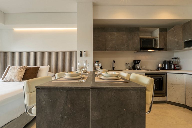 Último Piso con Vista Costera y Balcón CB1637