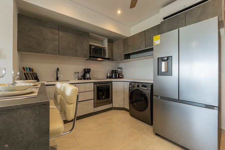 Último Piso con Vista Costera y Balcón CB1637