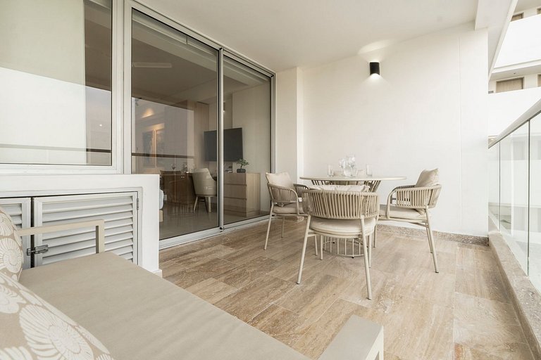 Suite con balcón y vista mágica Amanecer CB943