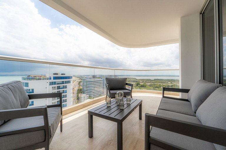 CB1629 | Suite moderna con vista 180 mar ciudad