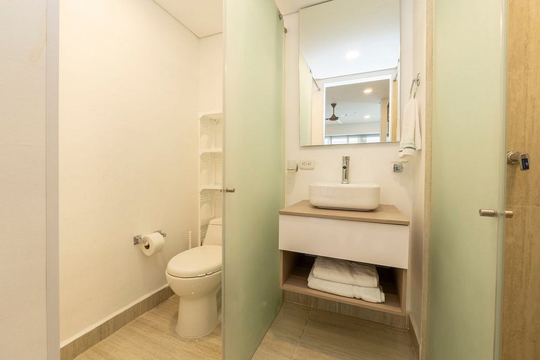 CB736 Suite Amanecer Hermoso Vista al Lago-Crespo