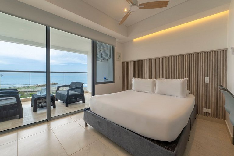 CB615 Maravillosa Suite Frente al Mar-Crespo