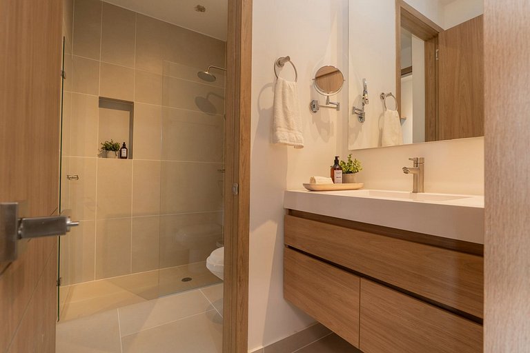 BK2L | Escápate a Baía Kristal, sol + arena blanca