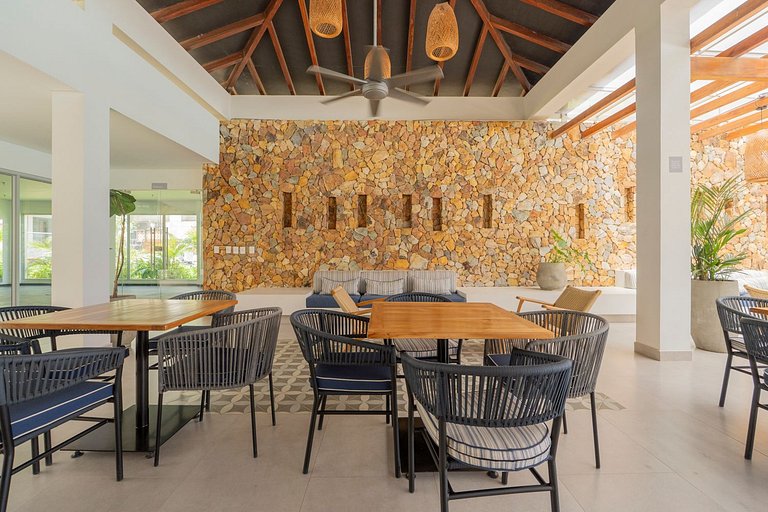 BK2L | Escápate a Baía Kristal, sol + arena blanca