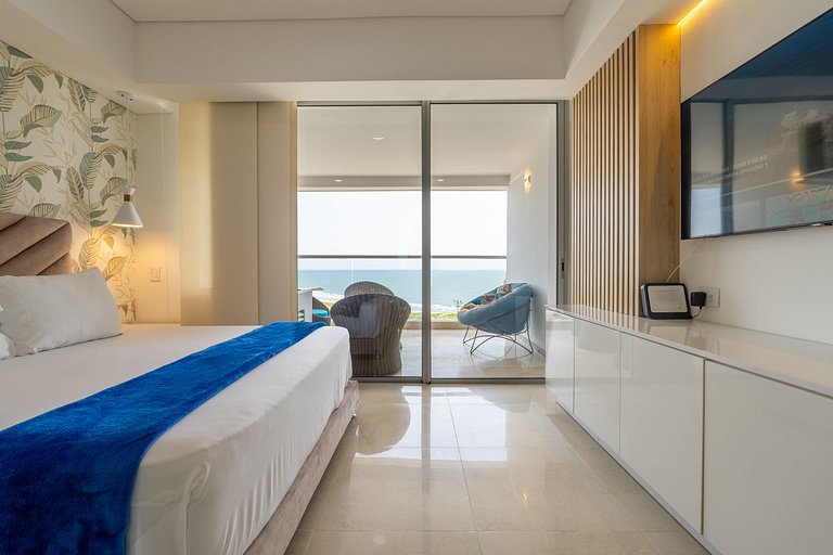 CB910 | Suite frente al mar con diseño moderno y balcón priv