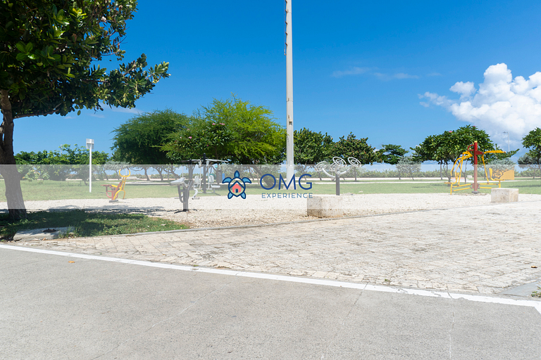 Estilo caribeño con vista al aeropuerto y cerca del mar CB13